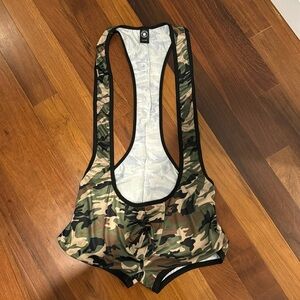 Large Gruff Pup Camo Singlet